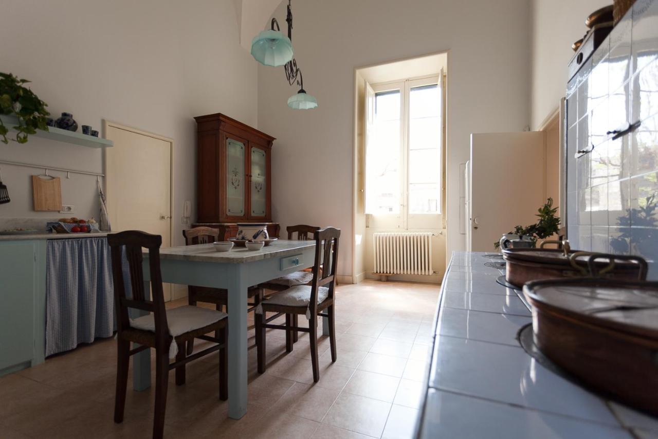 Palazzo Pio Apartment Lecce Exteriör bild